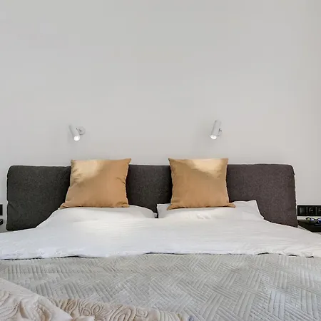 Luxurious In Milánó